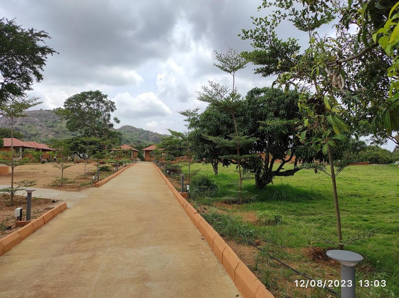 V Nature Resorts Kanakapura Luaran gambar